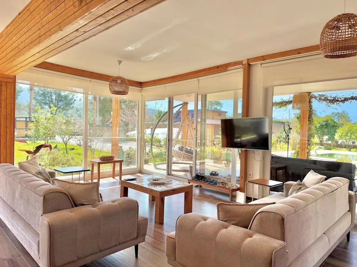 Big Villa With Pool In Marmaris Turquia