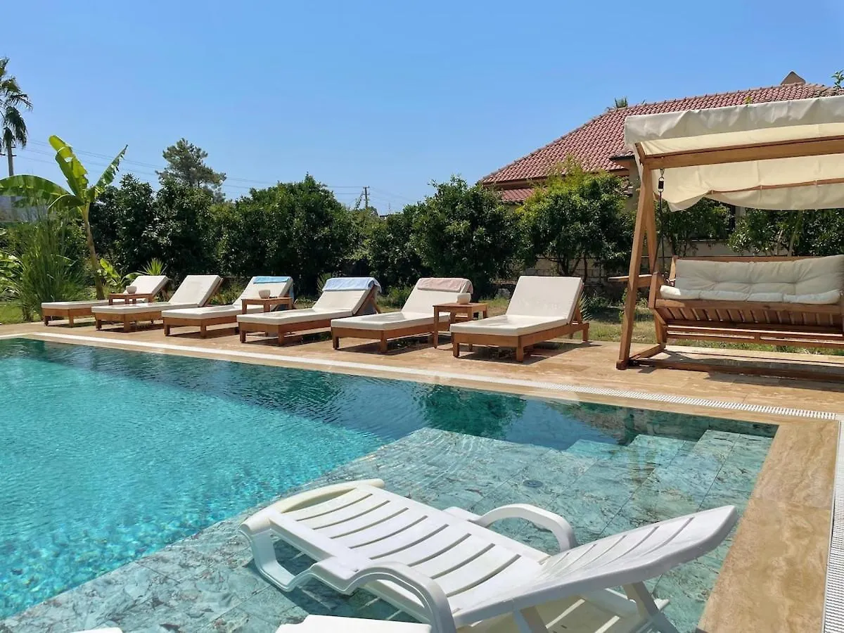 Big Villa With Pool In Marmaris