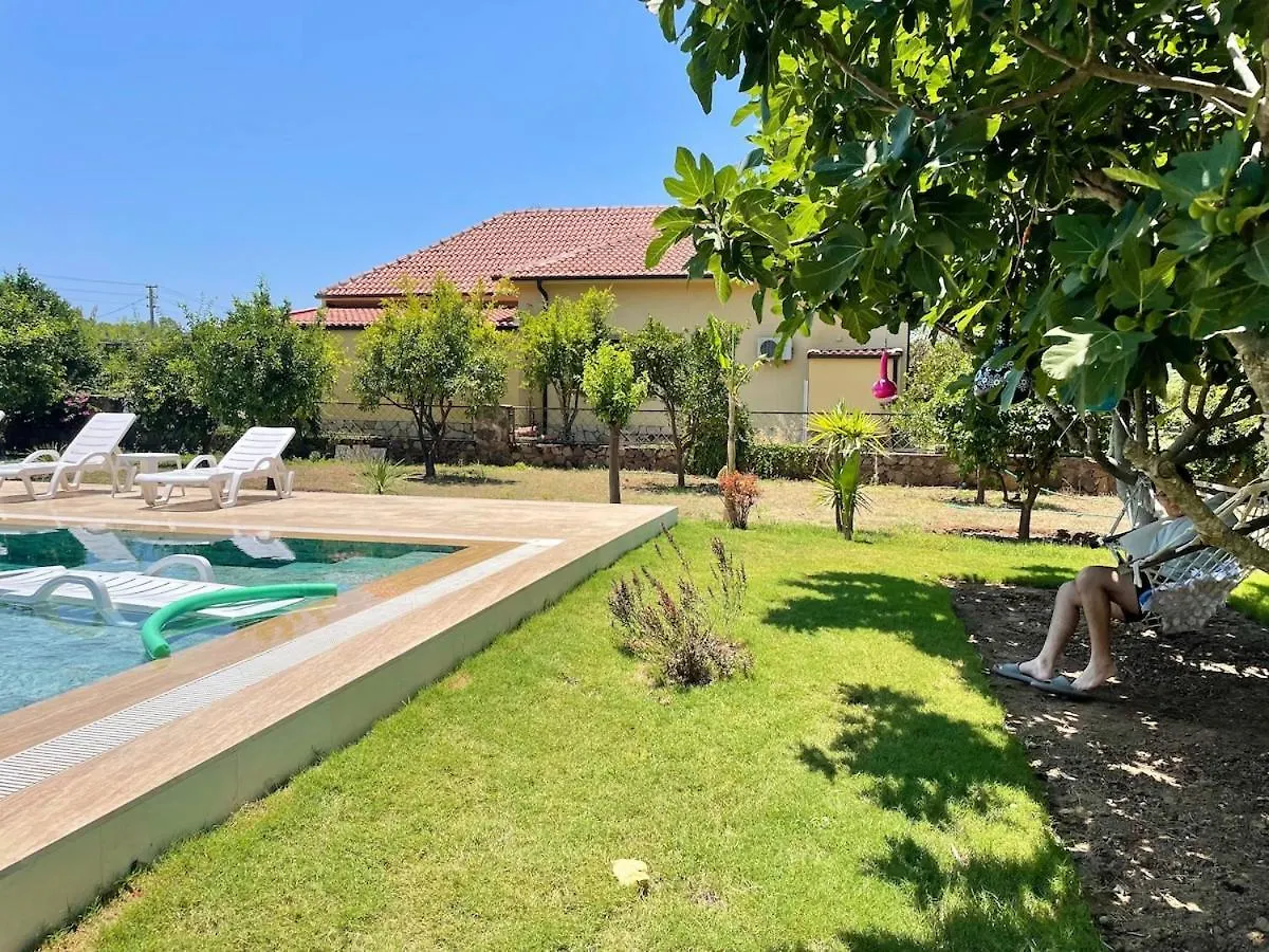 Big Villa With Pool In Marmaris