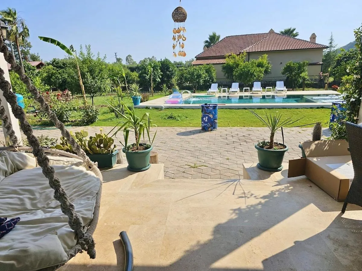 Big Villa With Pool In Marmaris