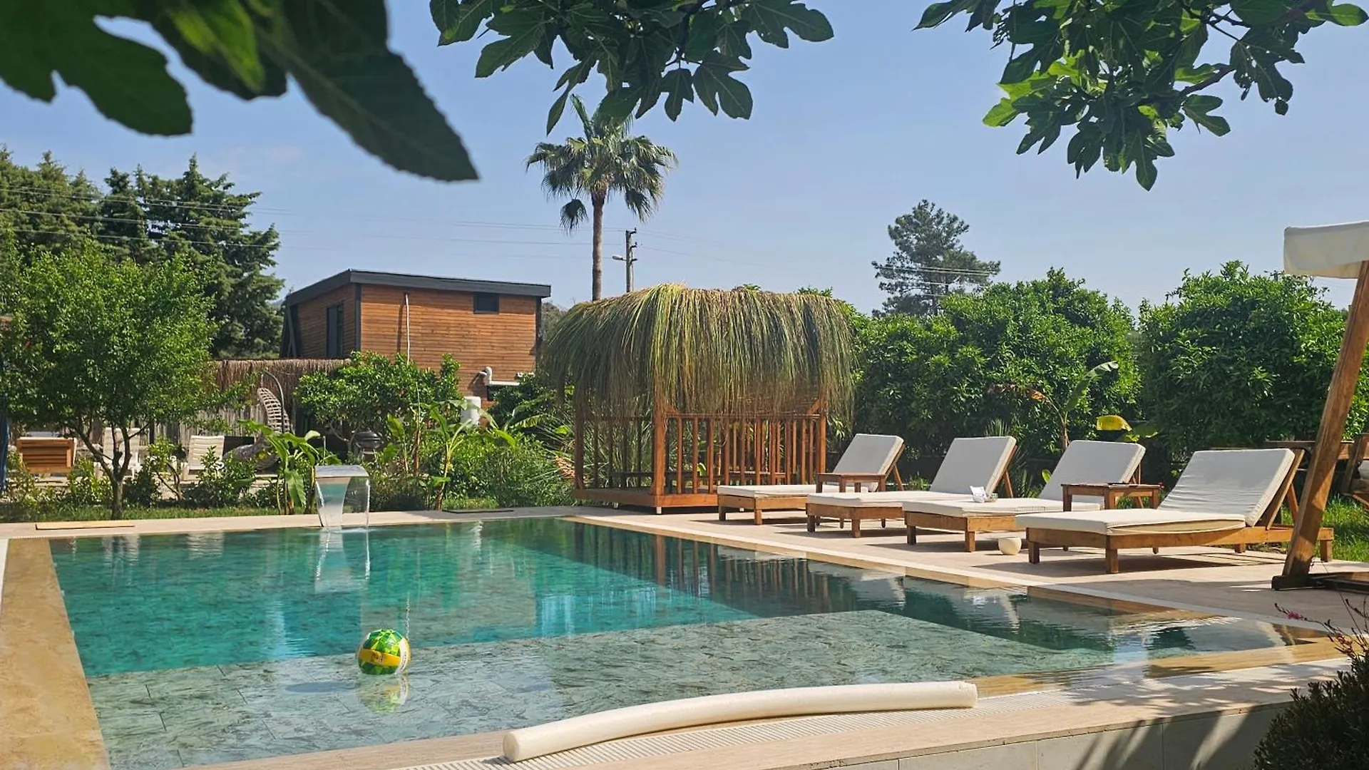 Big Villa With Pool In Marmaris